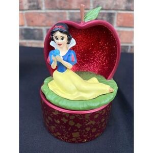 Disney Princess Charmed Aroma Snow White Candle & Jewelry Tray Mystery Ring NIB
